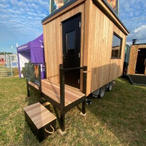 WhatsApp Image 2025-08-26 at 14.25.47-6 (1)